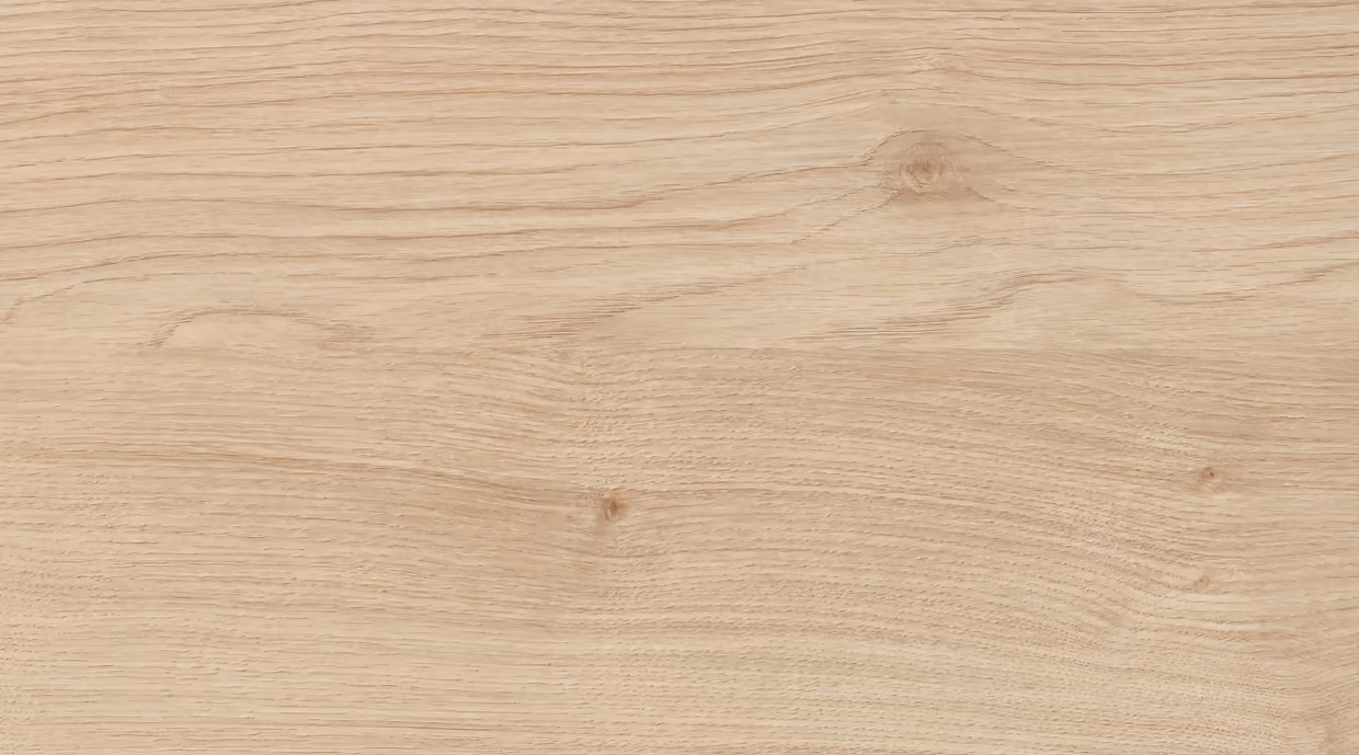 Licht eiken werkblad van ME Kitchen met een natuurlijke houtlook en warme nerfstructuur, passend bij een moderne en sfeervolle keuken.