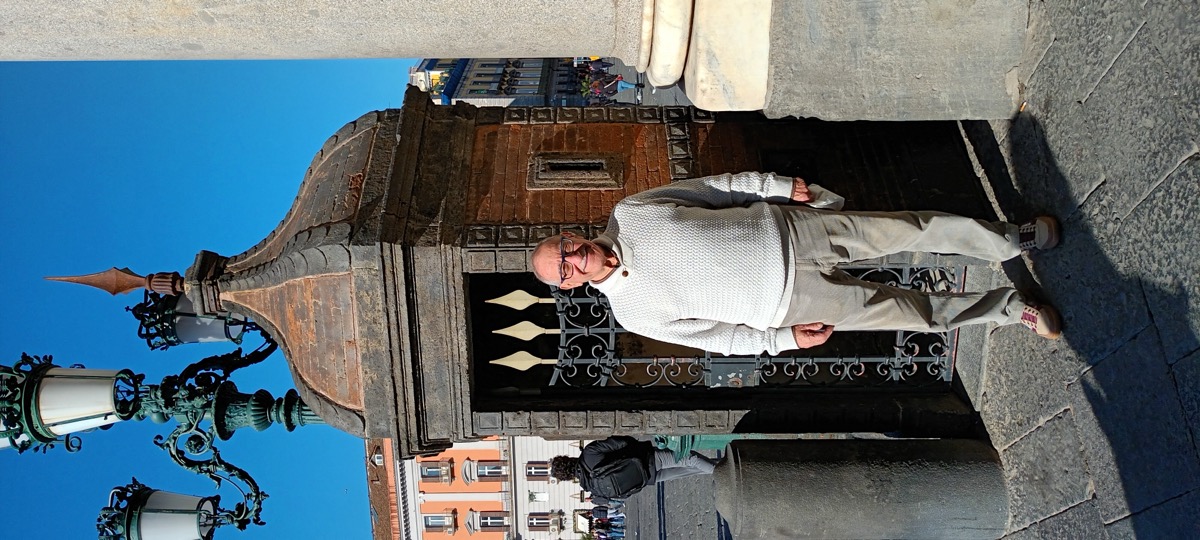 Arturo Oregui, artist at The Seventh Art Gallery in Valencia