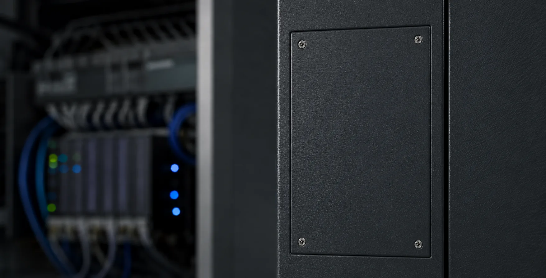 Machineveiligheid stopt niet bij cybersecurity: bescherm ook de fysieke toegang