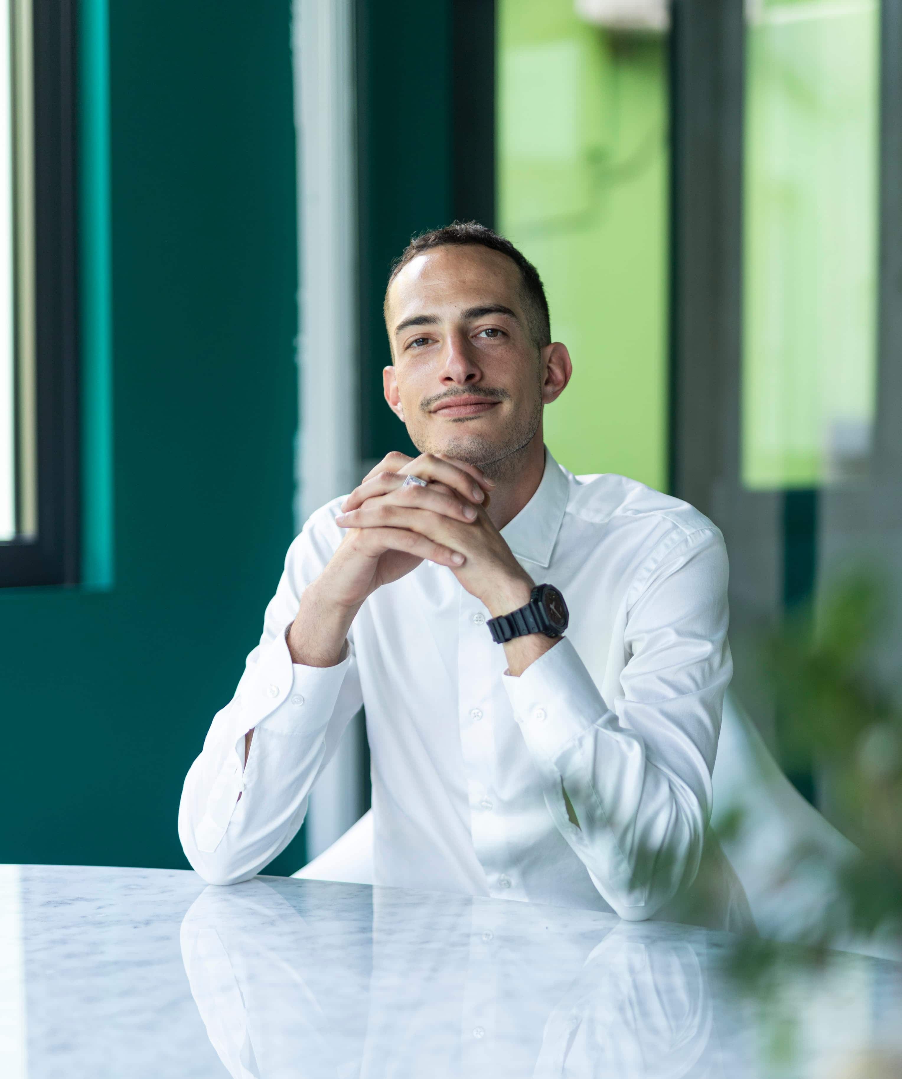 Matteo, fondatore di Matteo Host e specializzato nella gestione di affitti brevi in Lombardia e Liguria.