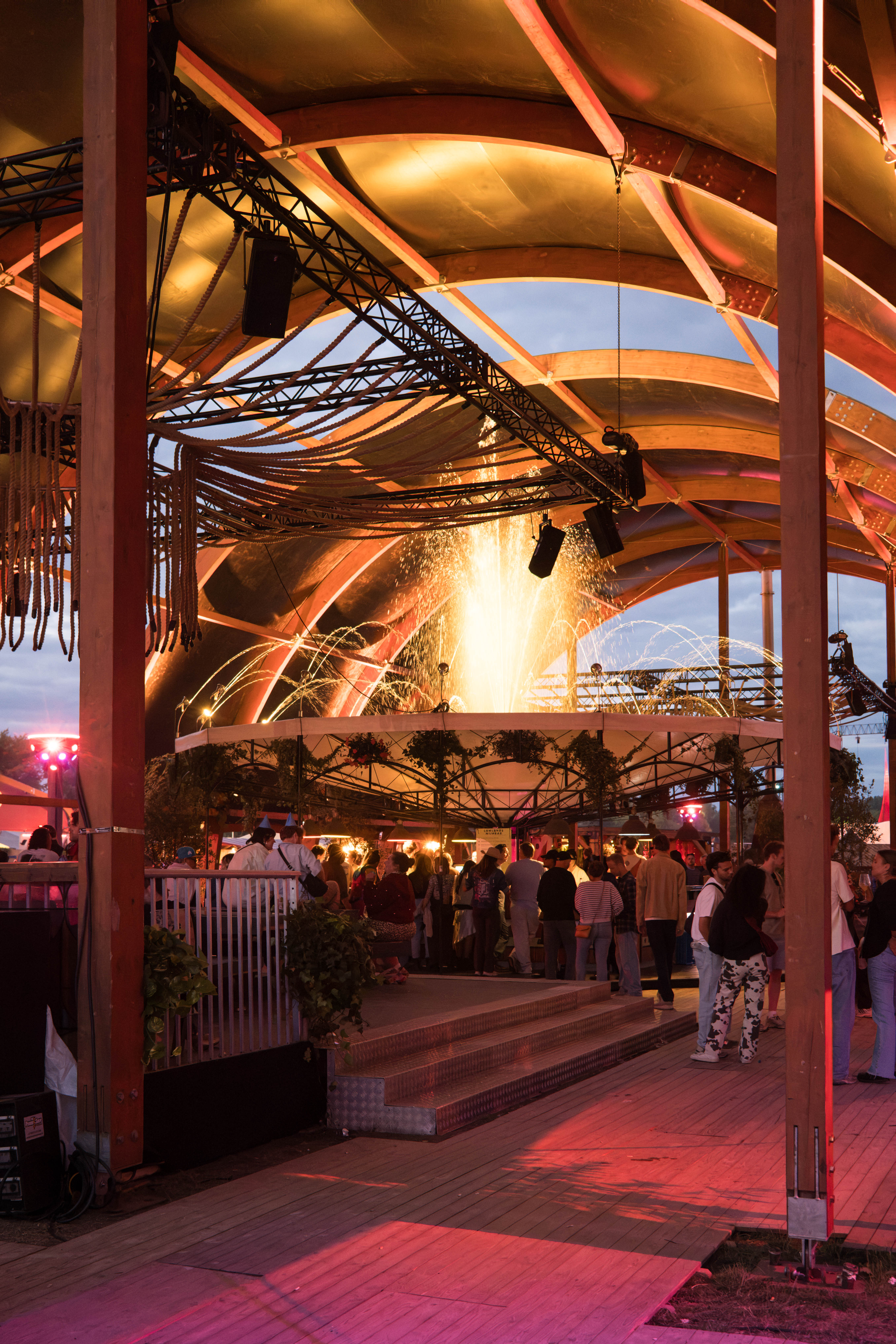 De wijnbar van Fixt en Cesar Majorana op Lowlands
