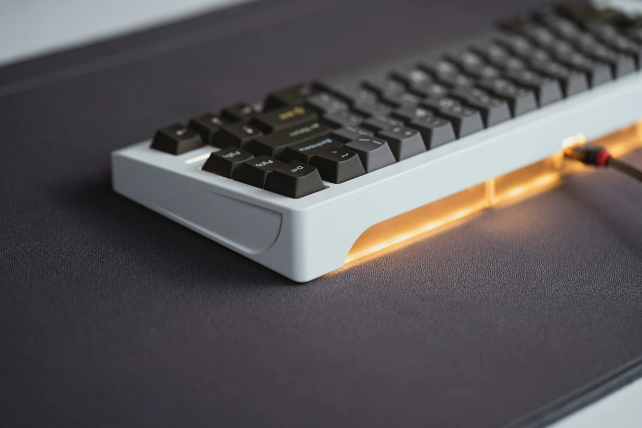 White theme keyboard