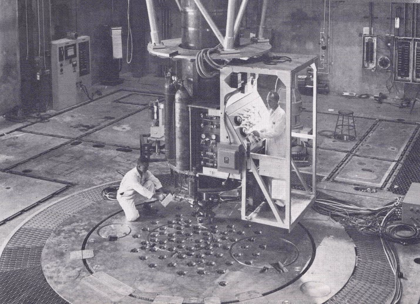 Construction of the Sodium Reactor Experiment