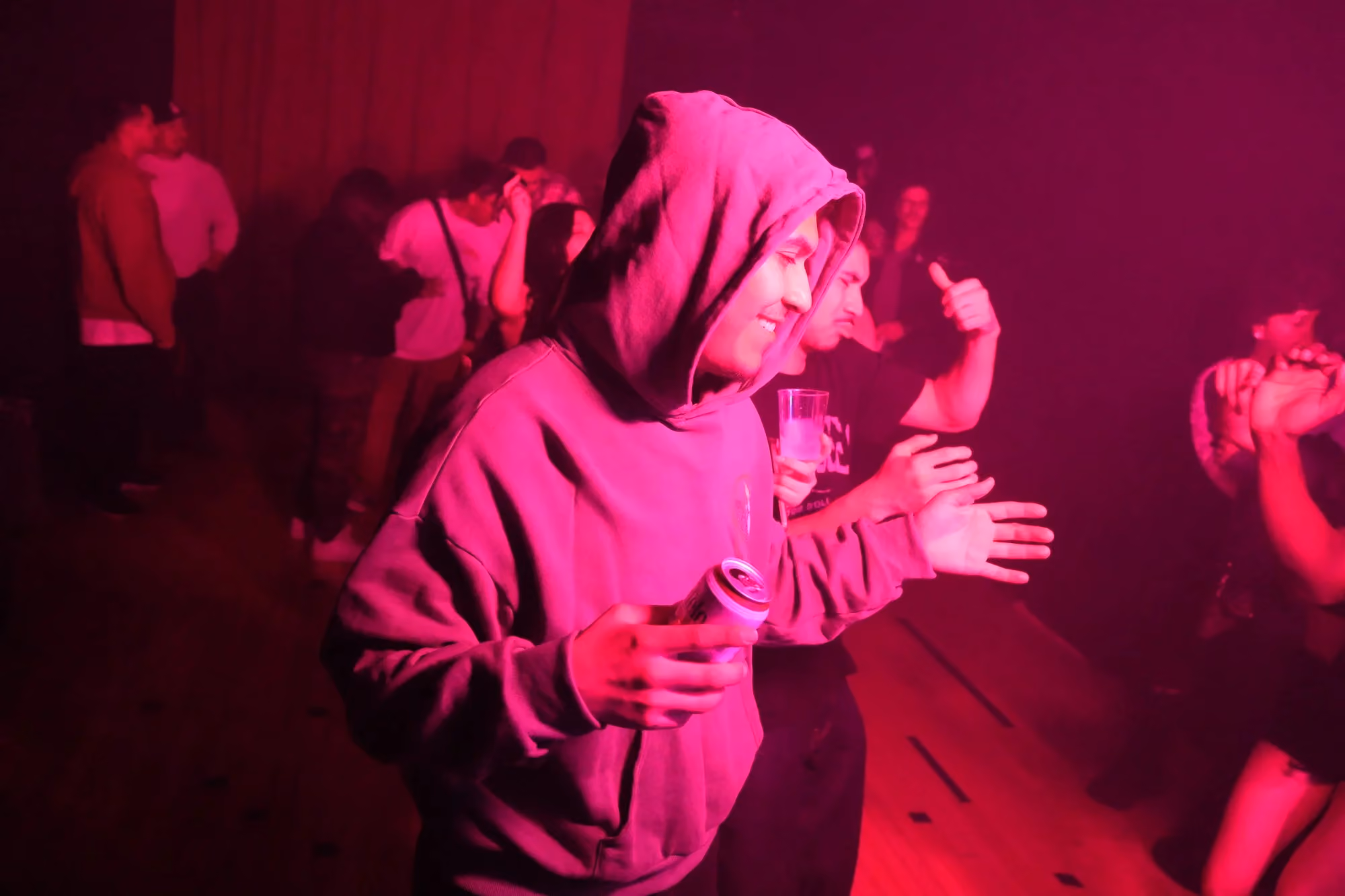 Atmospheric event photo by Studio Bishop