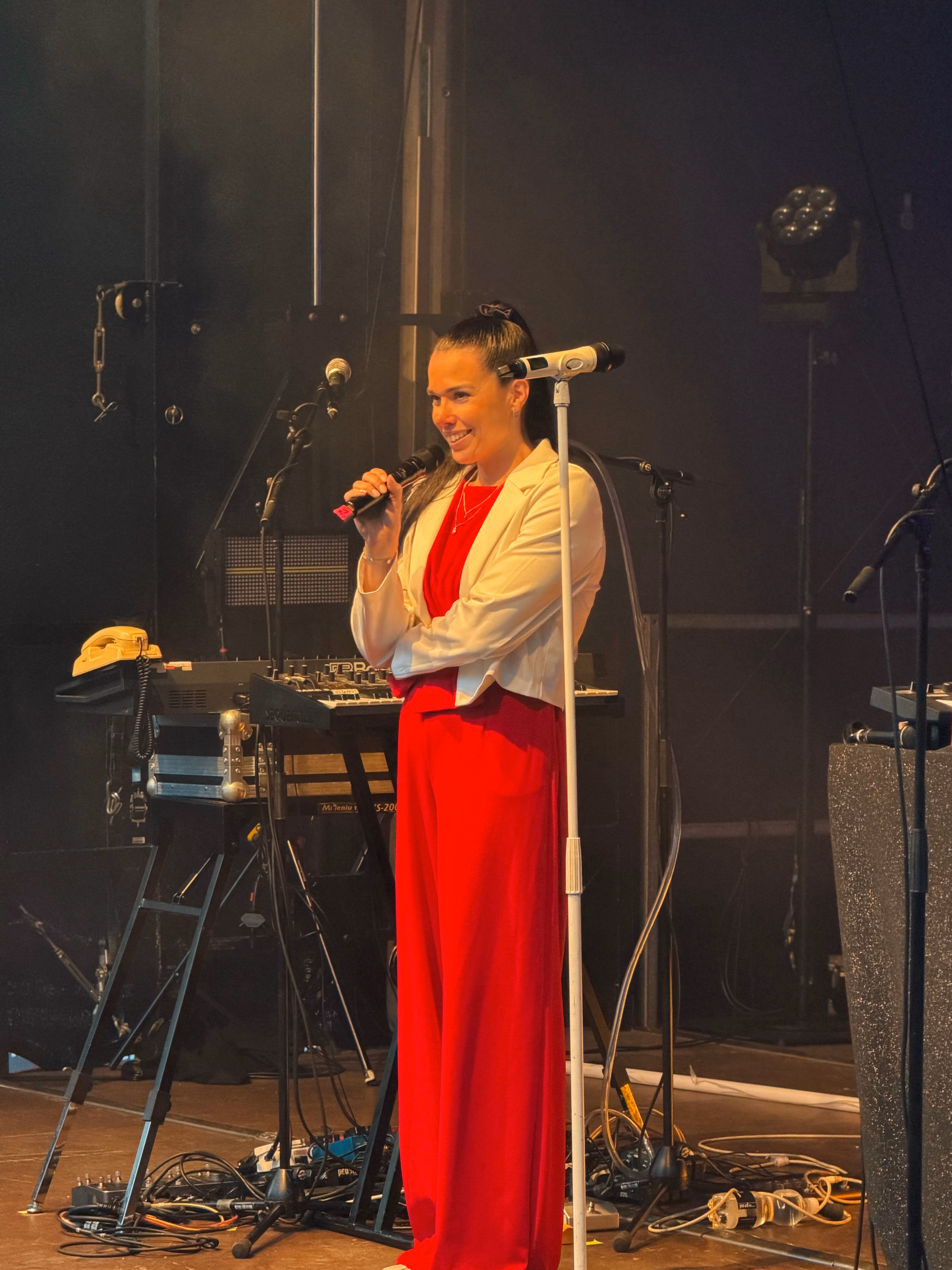 Jessica Müller moderiert Event