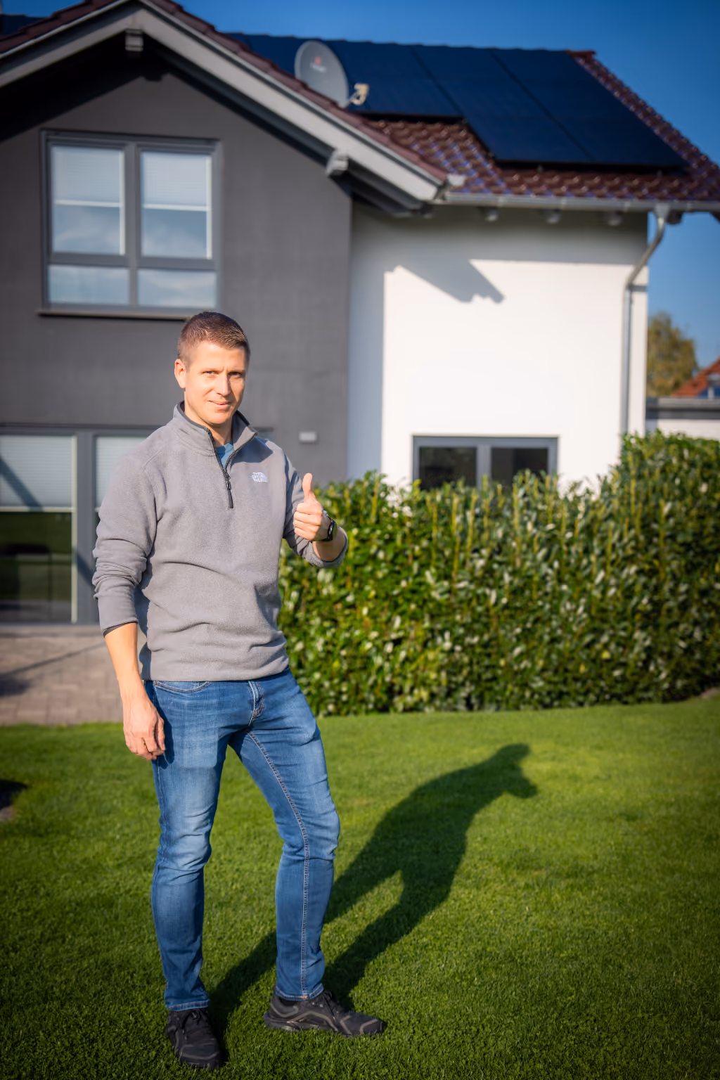 Zufriedener Kunde einer Solaranlage aus Bad Wildungen