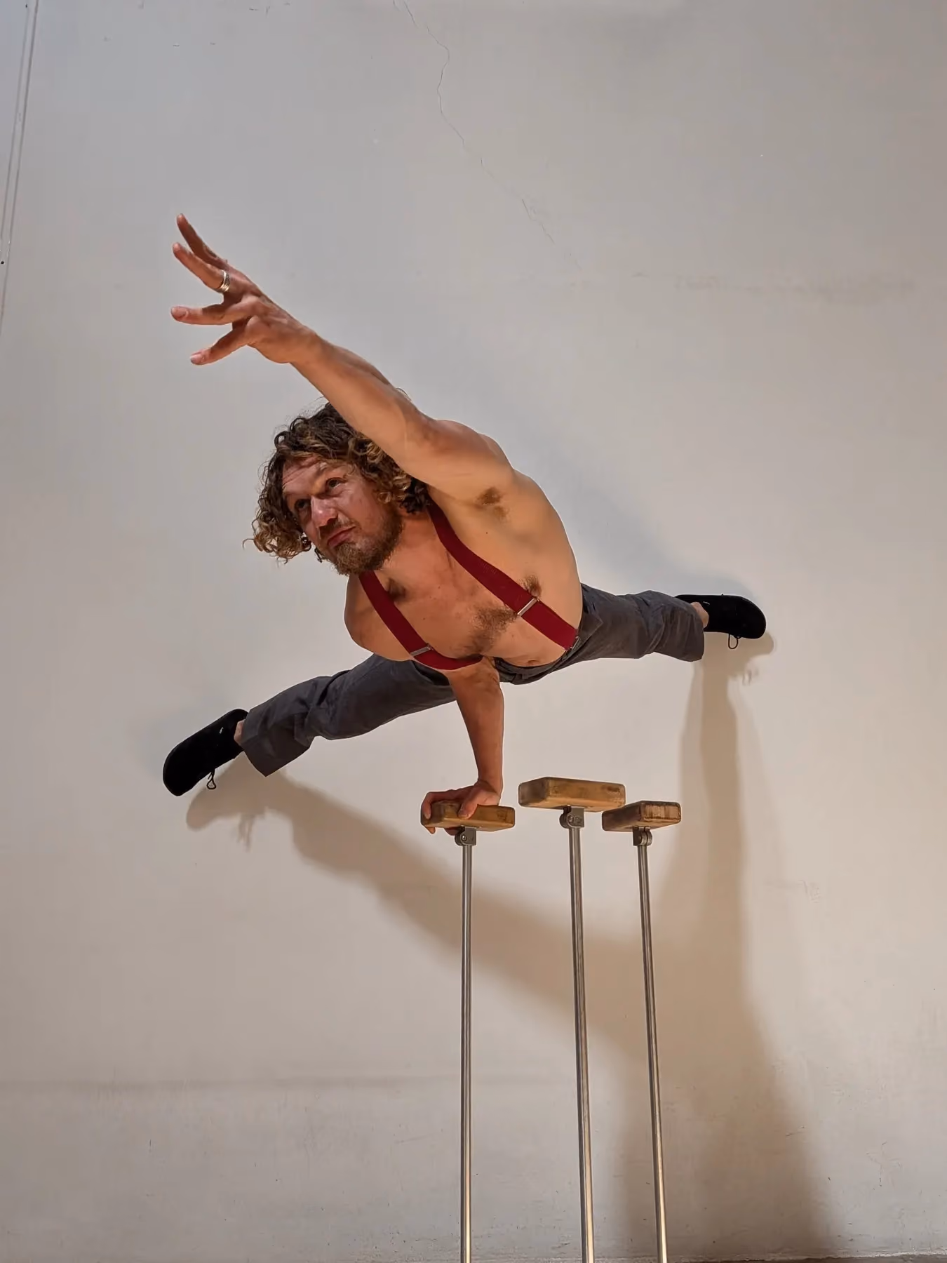 Acro Burlesque Croc Nick