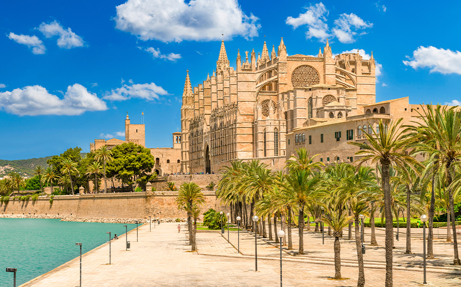 Dacharbeiten auf Mallorca