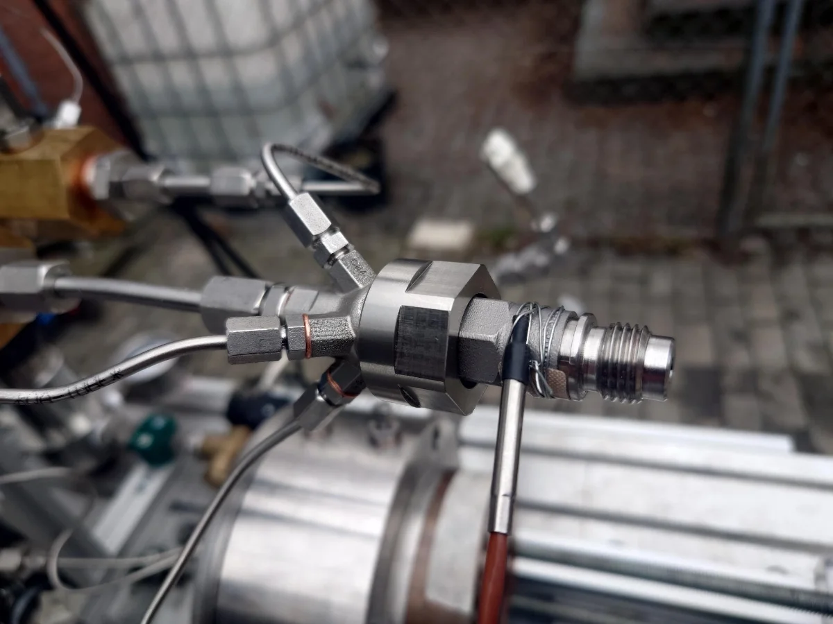 Resonance igniter on the test bench