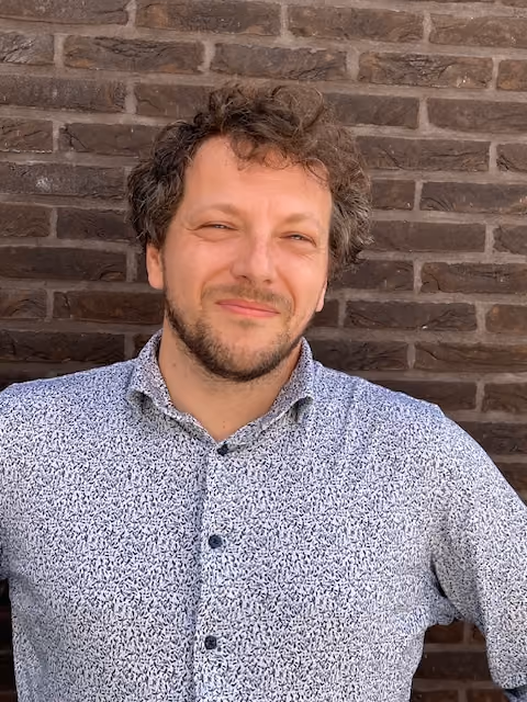 Dr. Mike Alewijnse
