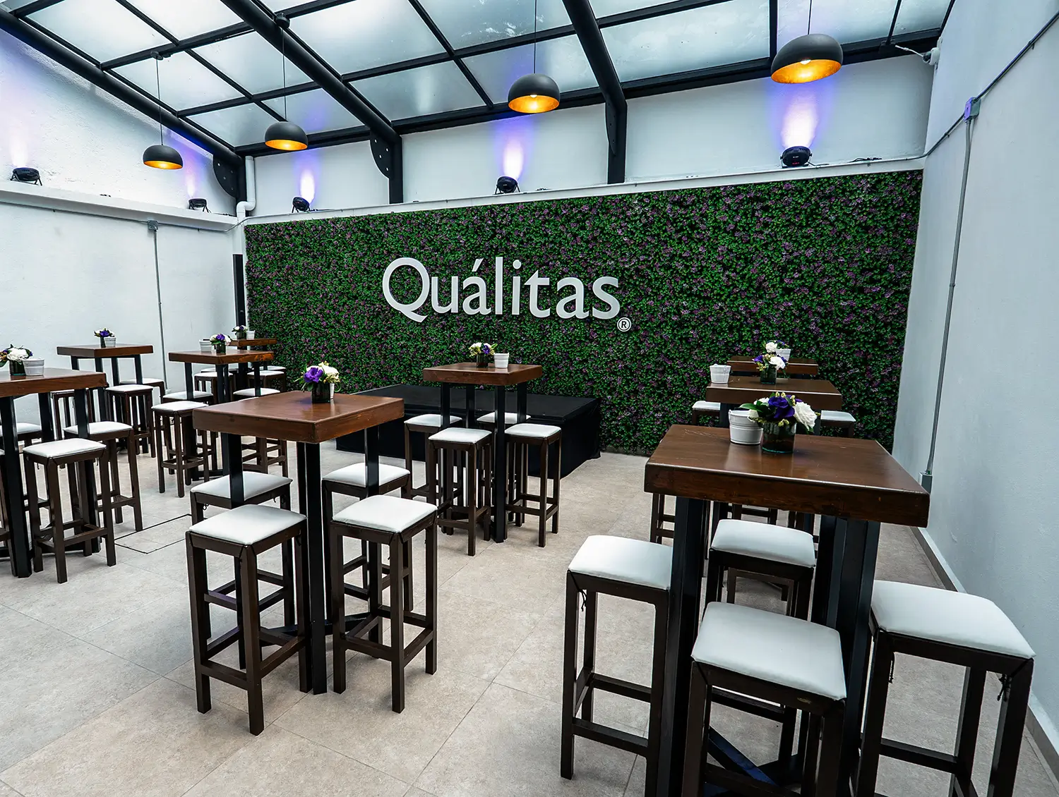Montaje y producción de inauguración corporativa para Qualitas