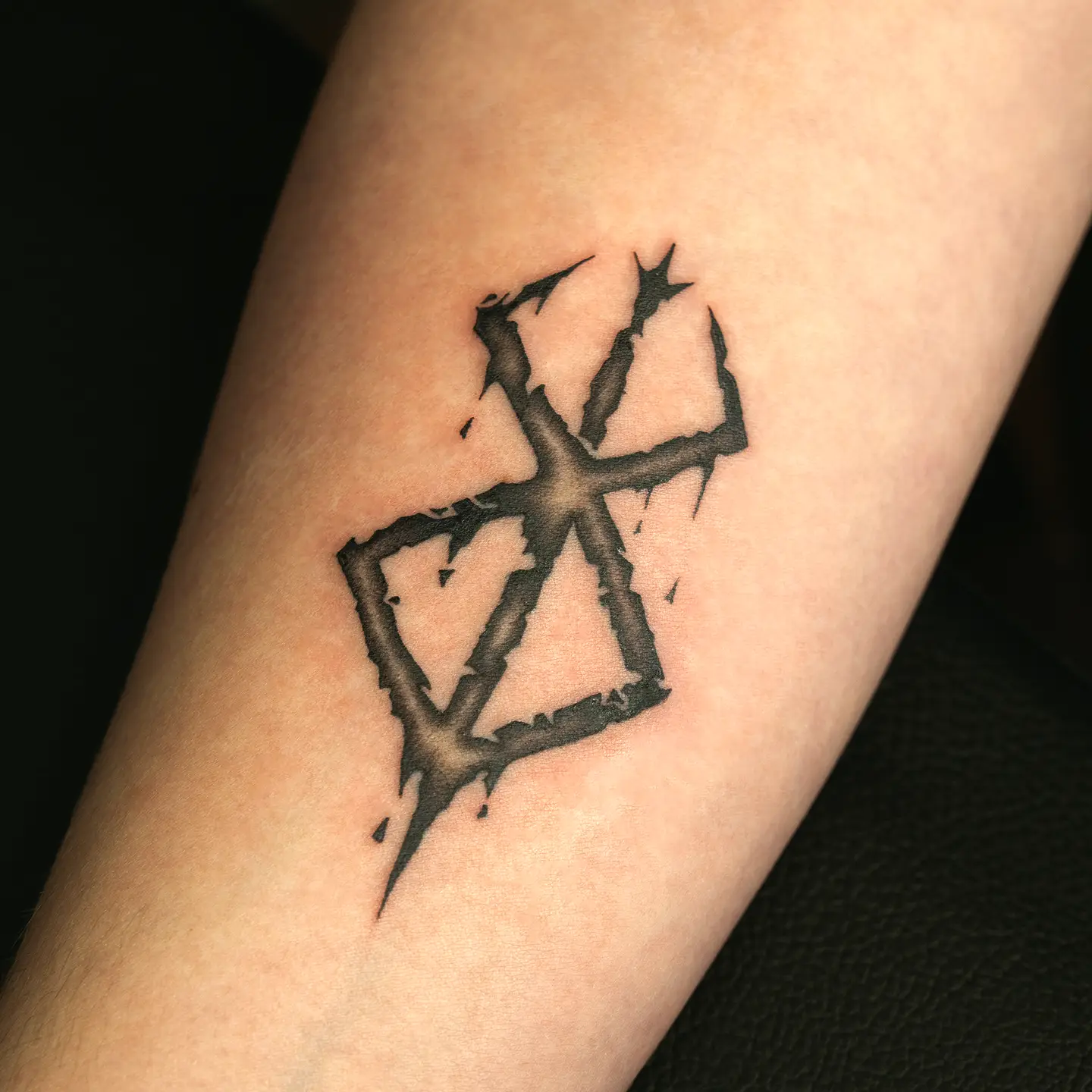 Black sigilism design for the arm