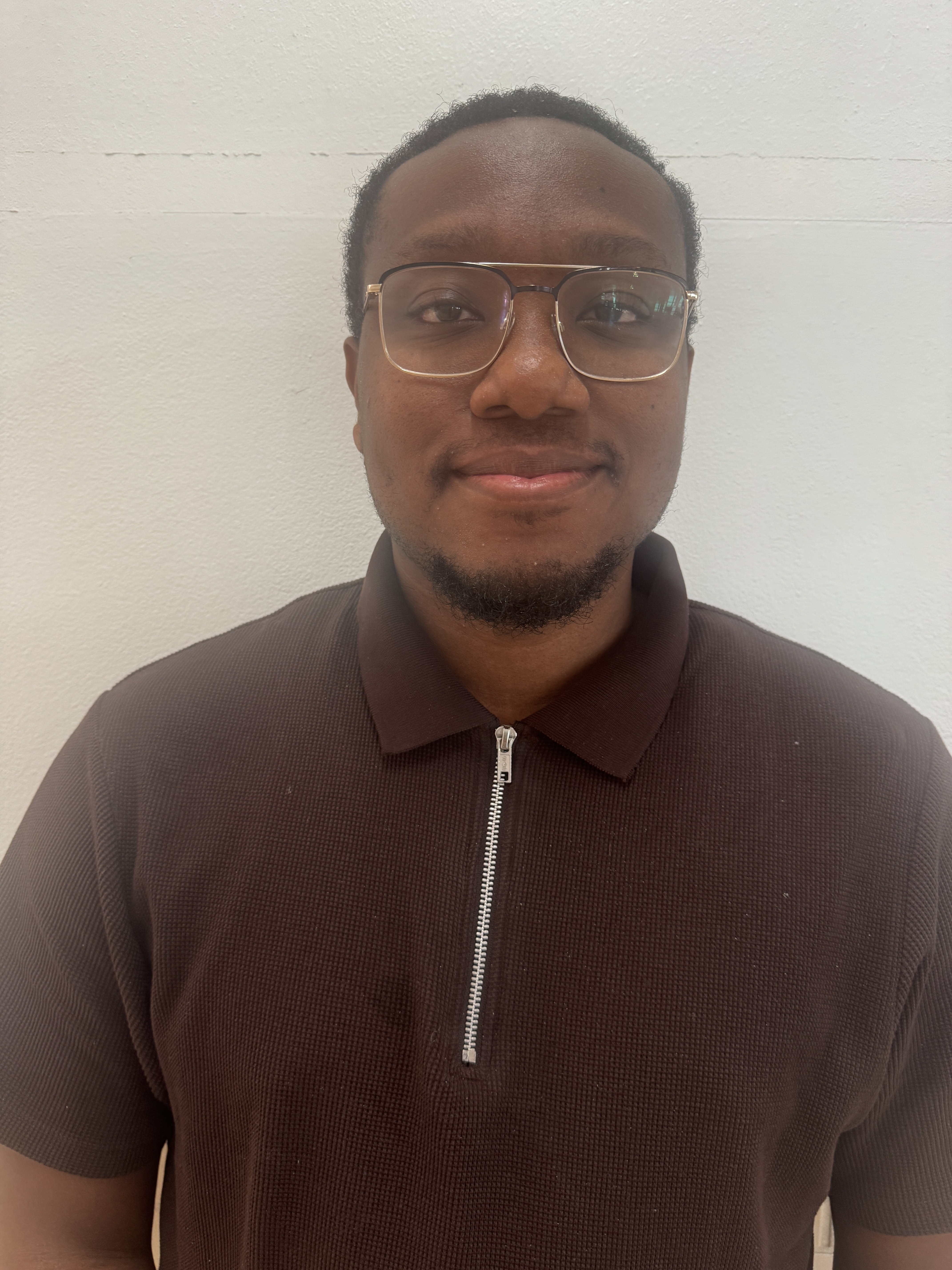 Roland Corner staff profile photo
