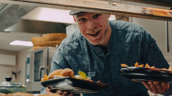 Are your restaurant managers acting like owners? (And why they probably aren't)