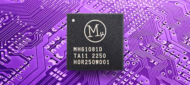 Quectel FGH100M module with QR code and serial number on a green background.