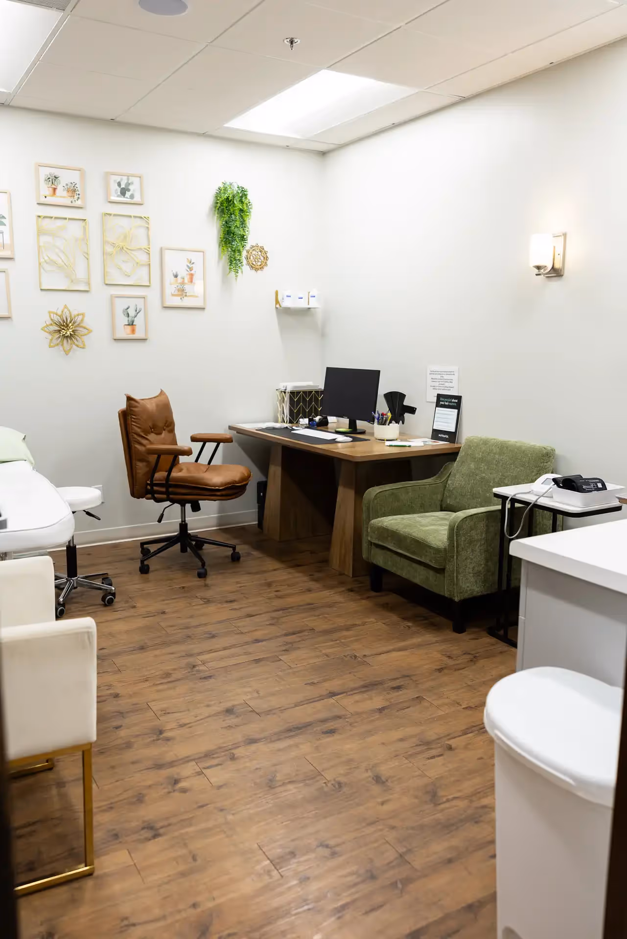 Private treatment room at Leawood Total Wellness in Leawood, Kansas, providing aesthetic services for patients throughout Johnson County.
