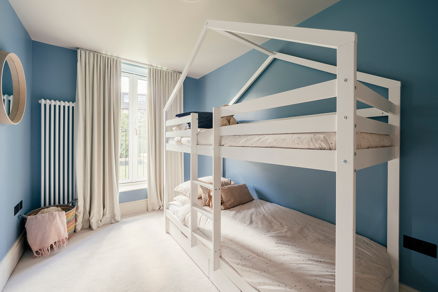 Viola Sulgrave – Bedroom 3