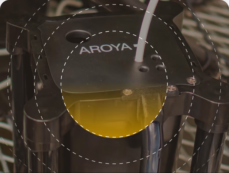 AROYA drip and drain collection module capturing runoff beneath a substrate block