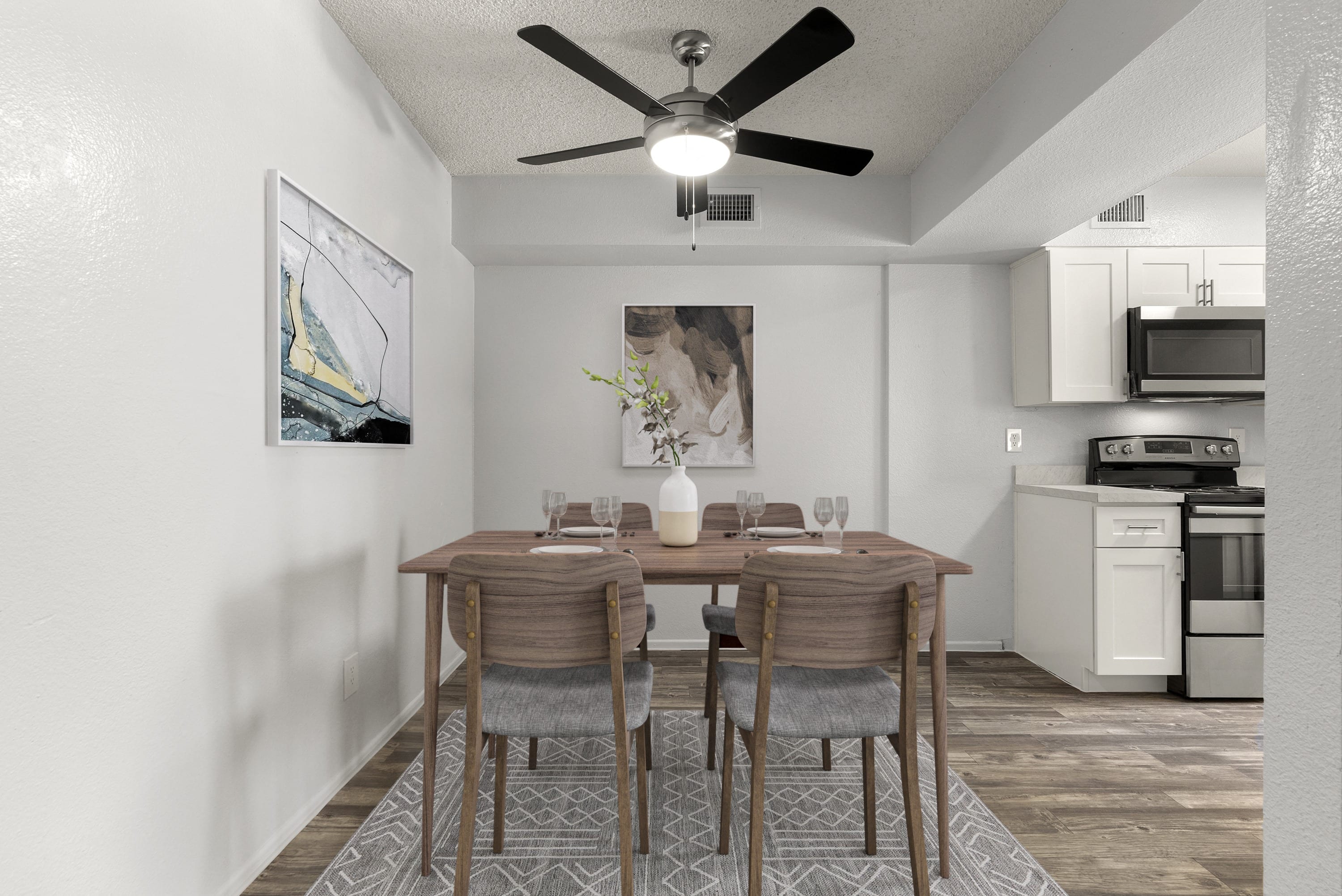 Dinning area with table and chairs
