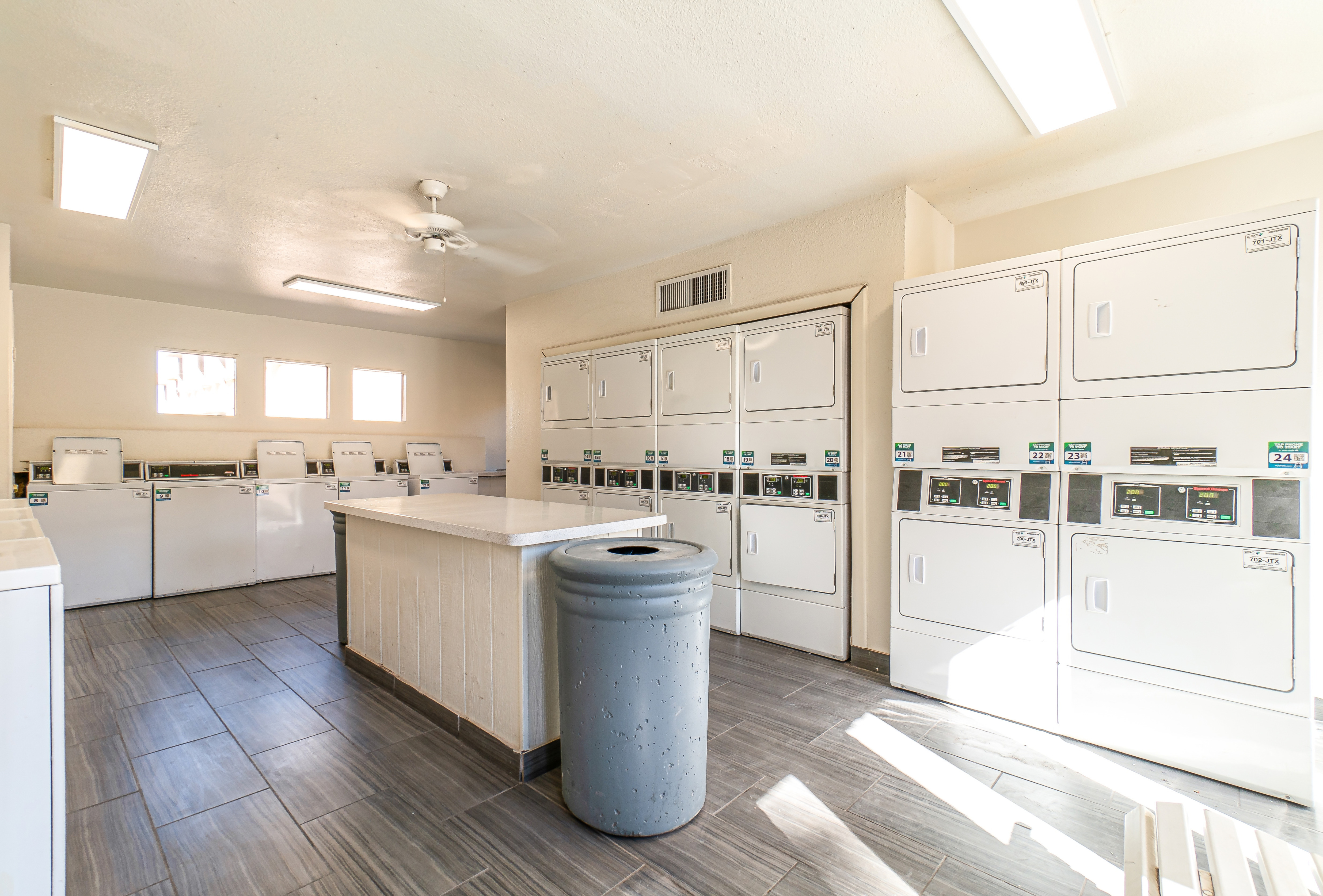 Laundry Center at Papago Crossing apartments in Phoenix, Arizona