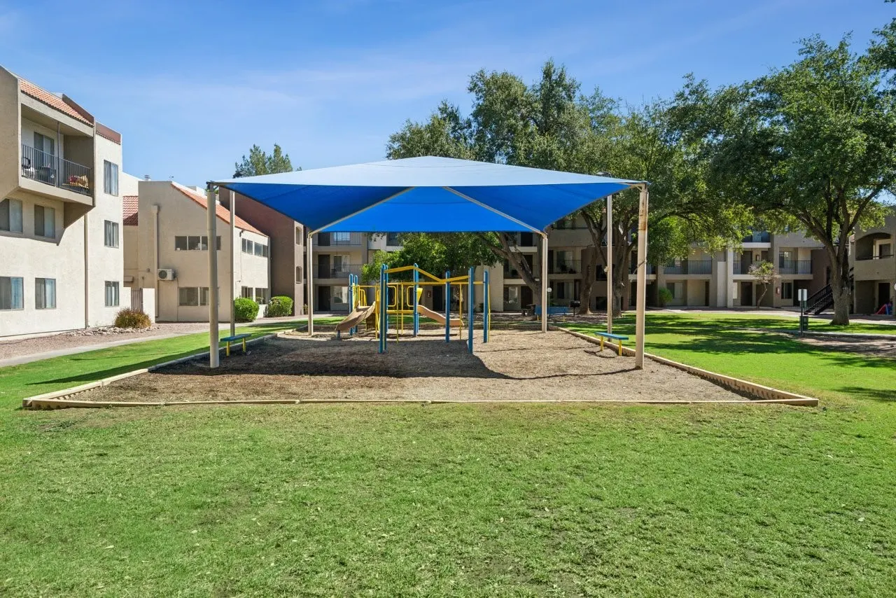 Exterior green area 