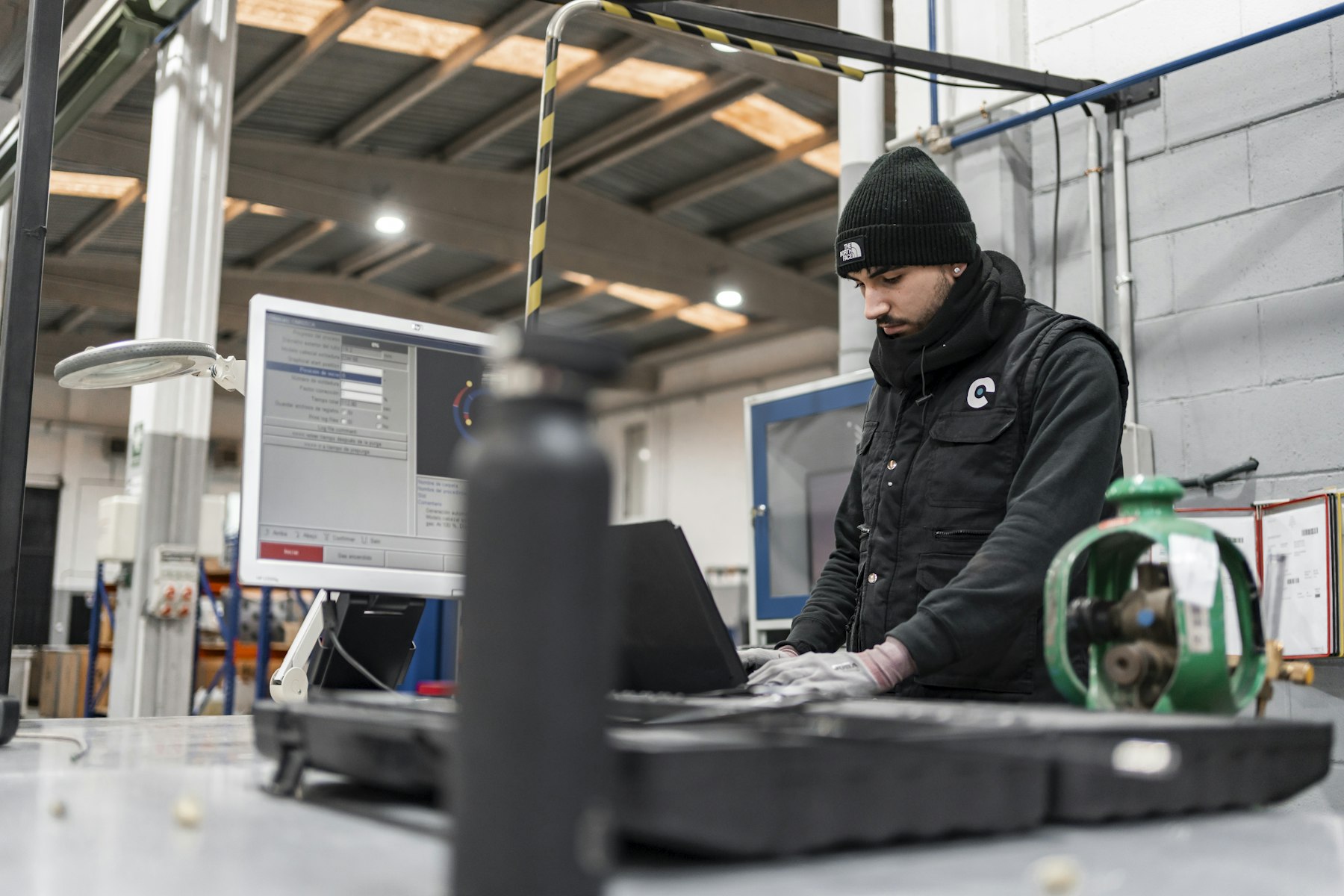 What Are the Real Benefits of CPQ Software for Manufacturers?