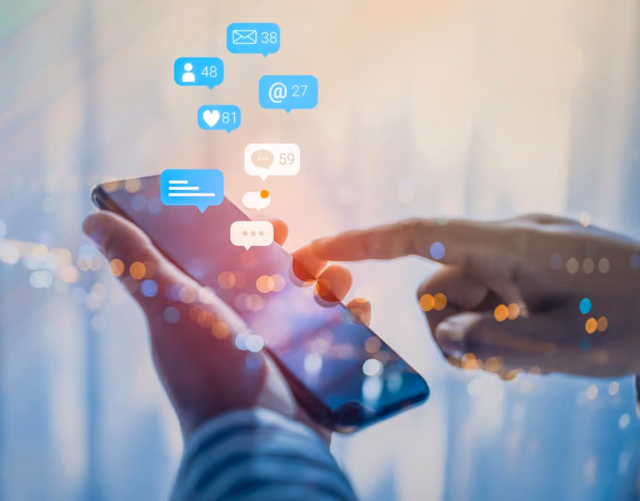 Social media recruiting: 5 top tips to refresh your recruiting strategy