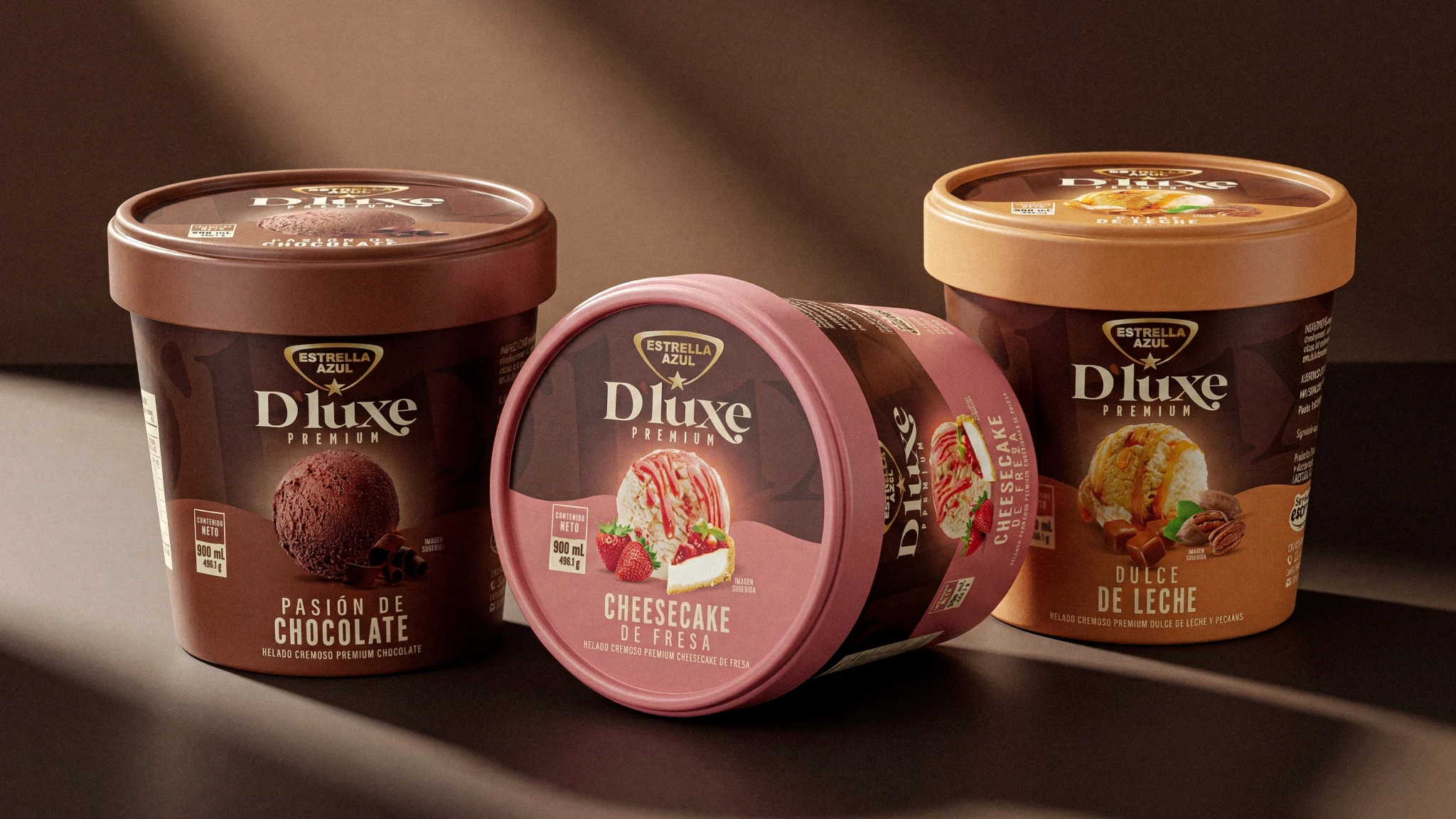 Línea de helados D'luxe Premium de Estrella Azul con los sabores pasión de chocolate, cheesecake de fresa y dulce de leche