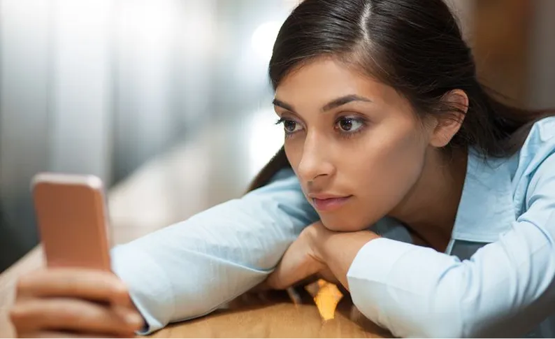 How to Set Digital Boundaries That Actually Reduce Stress