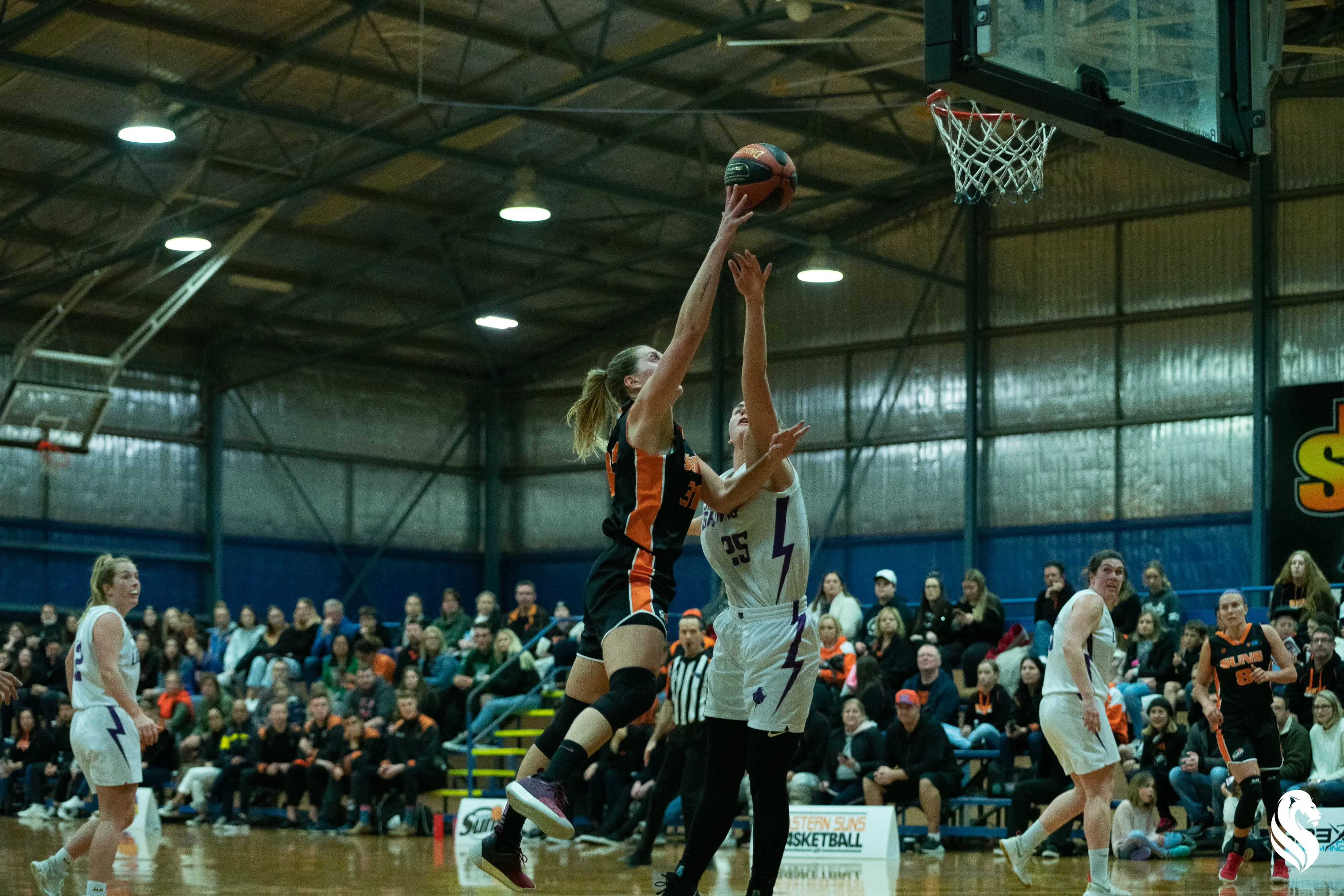 Kalamunda Eastern Suns in WSBL finals game two against the Lightning