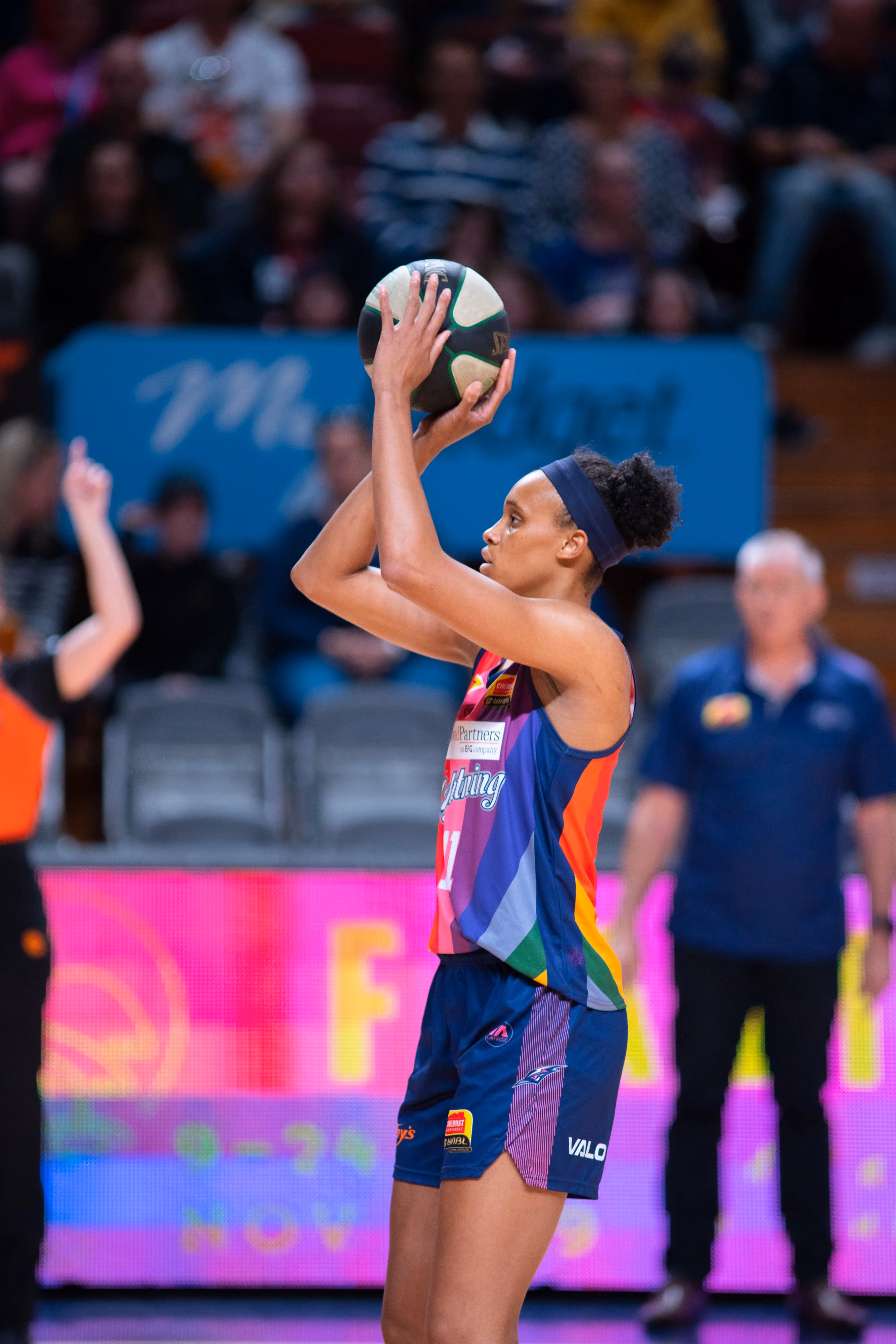 Adelaide Lightning on court against the Melbourne Boomers