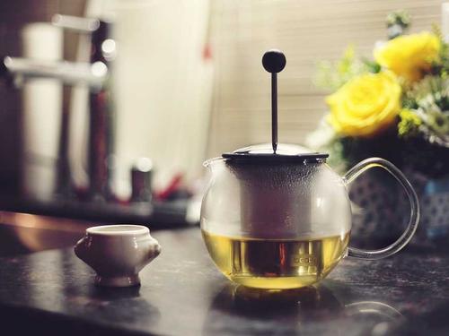 Tea set at home for a home services business