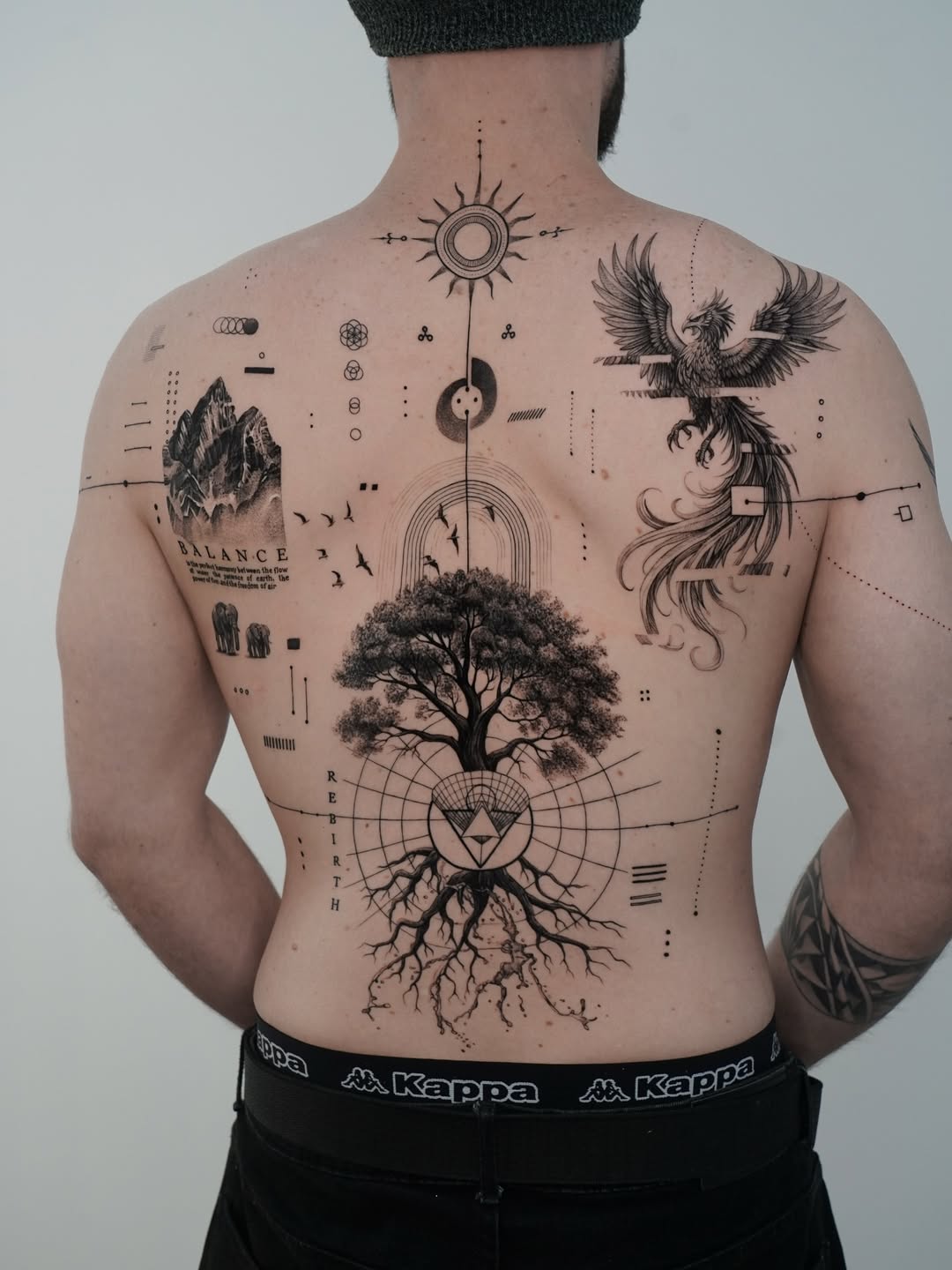 Tattoo im konzeptuellen Stil