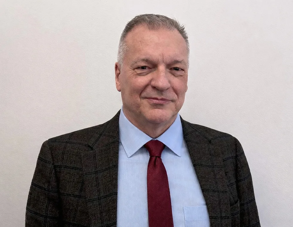 Renato Mecheri consulente wealth management ritratto professionale aziendale.