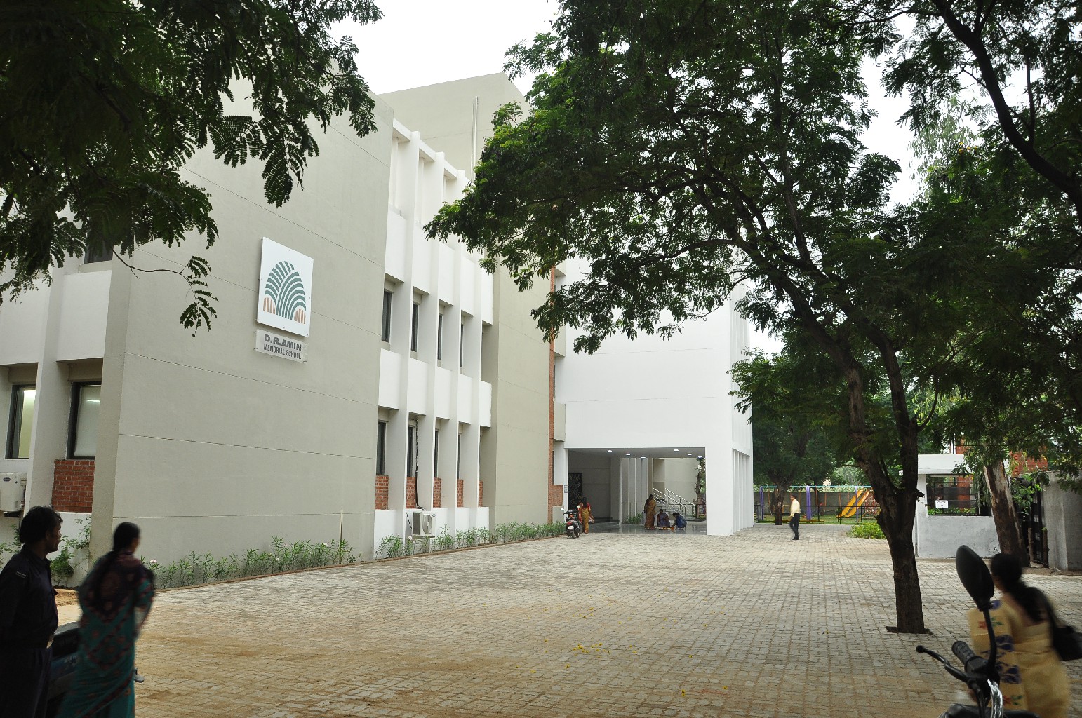 D. R. Amin Memorial School