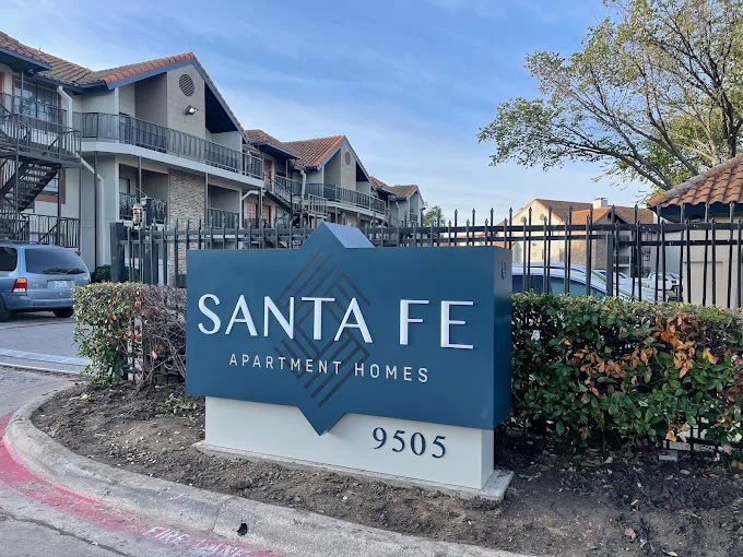 Santa Fe Apartments leasing information center