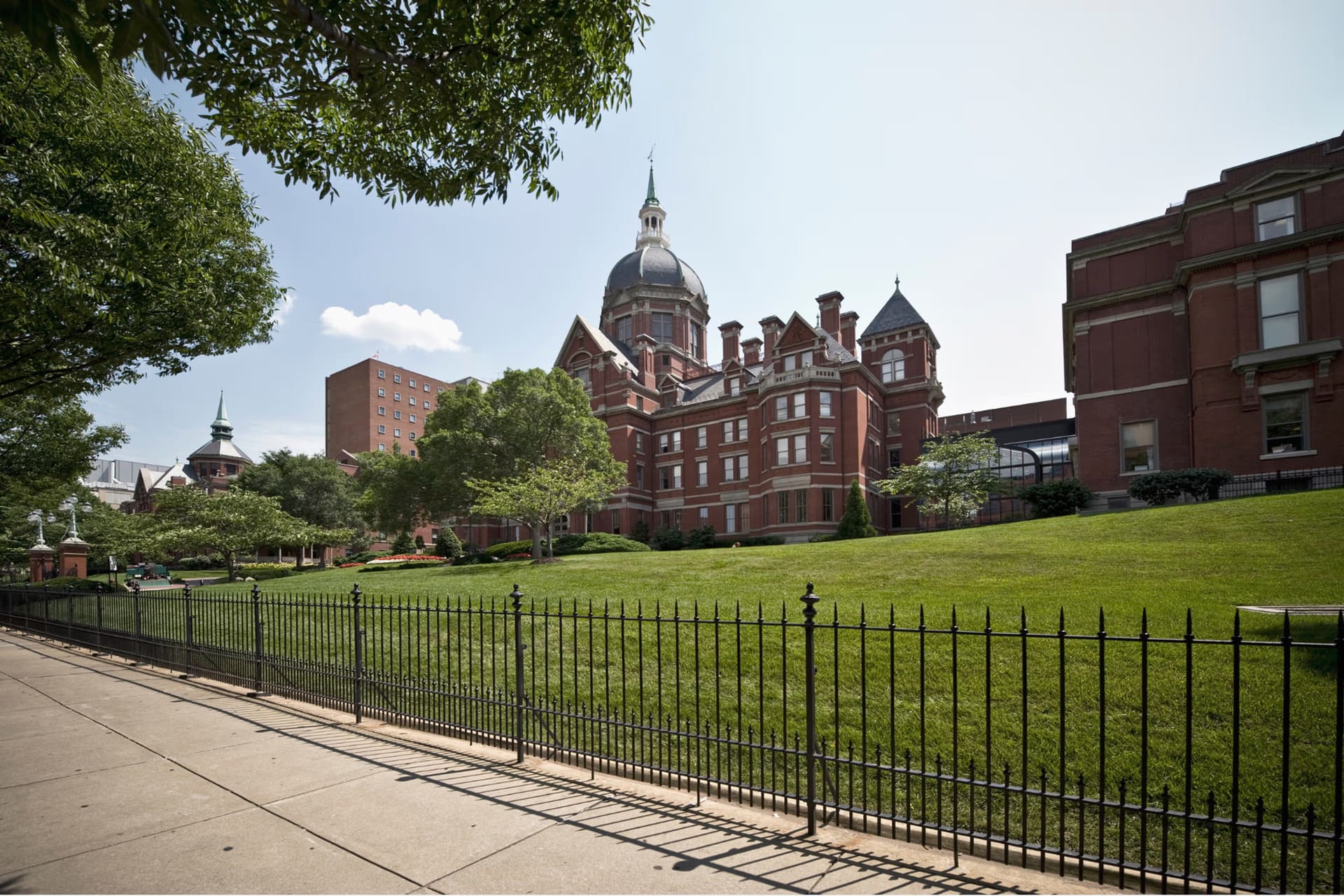 Photo Johns Hopkins University School of Medicine