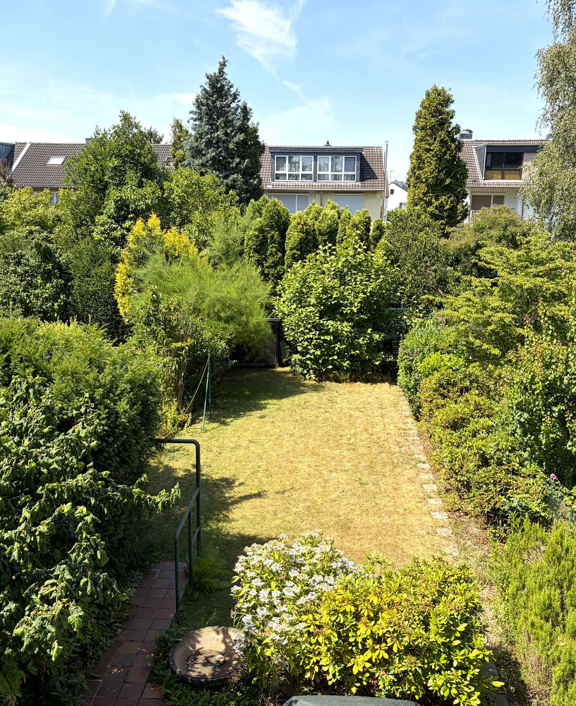 Charmantes Reihenmittelhaus mit sonnigem Garten in Köln-Longerich