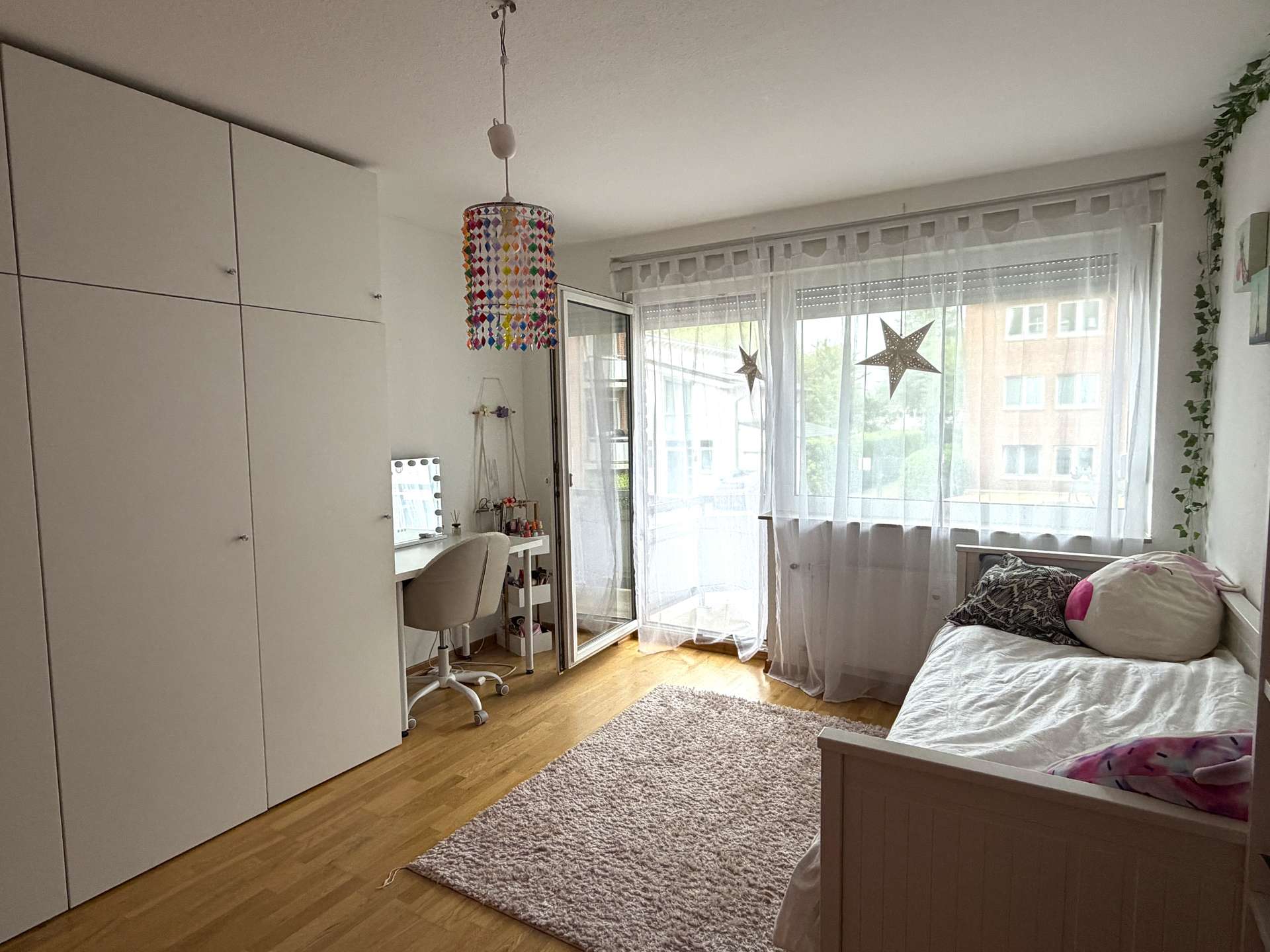 Stilvolle Maisonette-Wohnung mit Terrasse – modernes Wohnen in ruhiger Lage in Köln Weiden