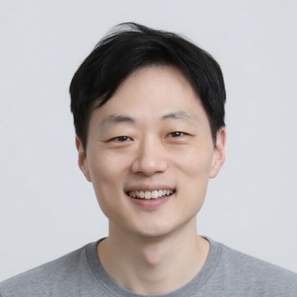 Headshot of Keunbong (KB) Do