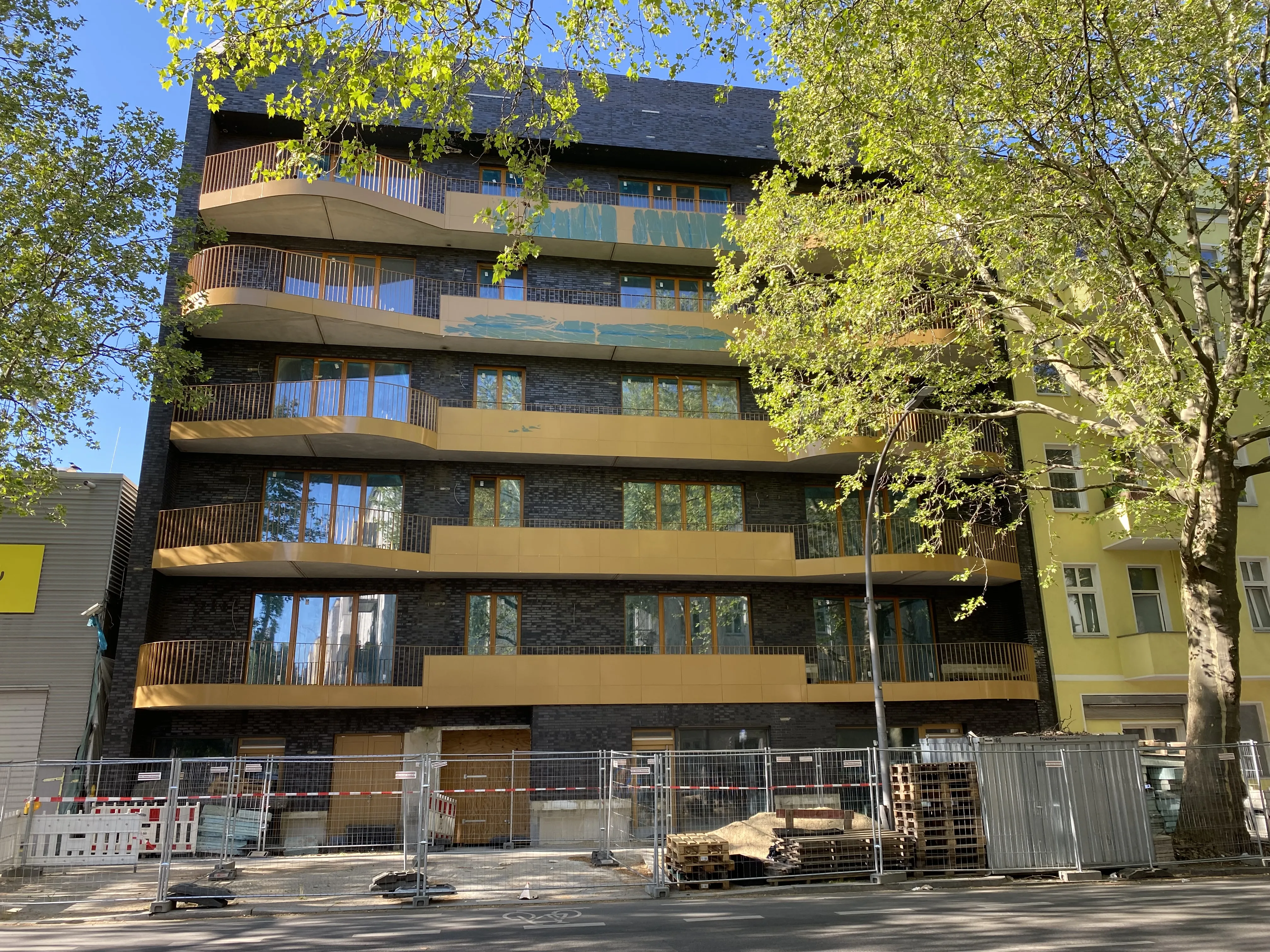 Sickingenstraße 41 im Bau – Straßenansicht