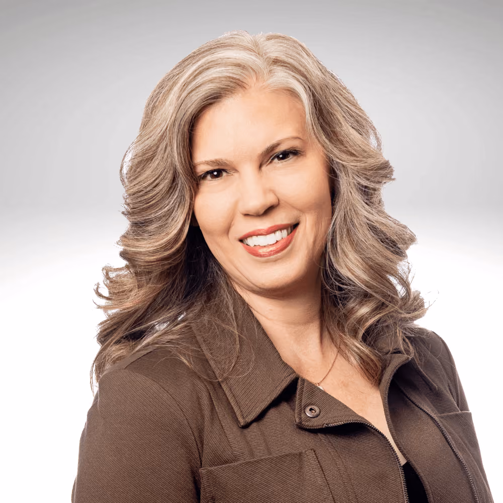 Headshot of Diana Bujnovsky of Cambridge Companies