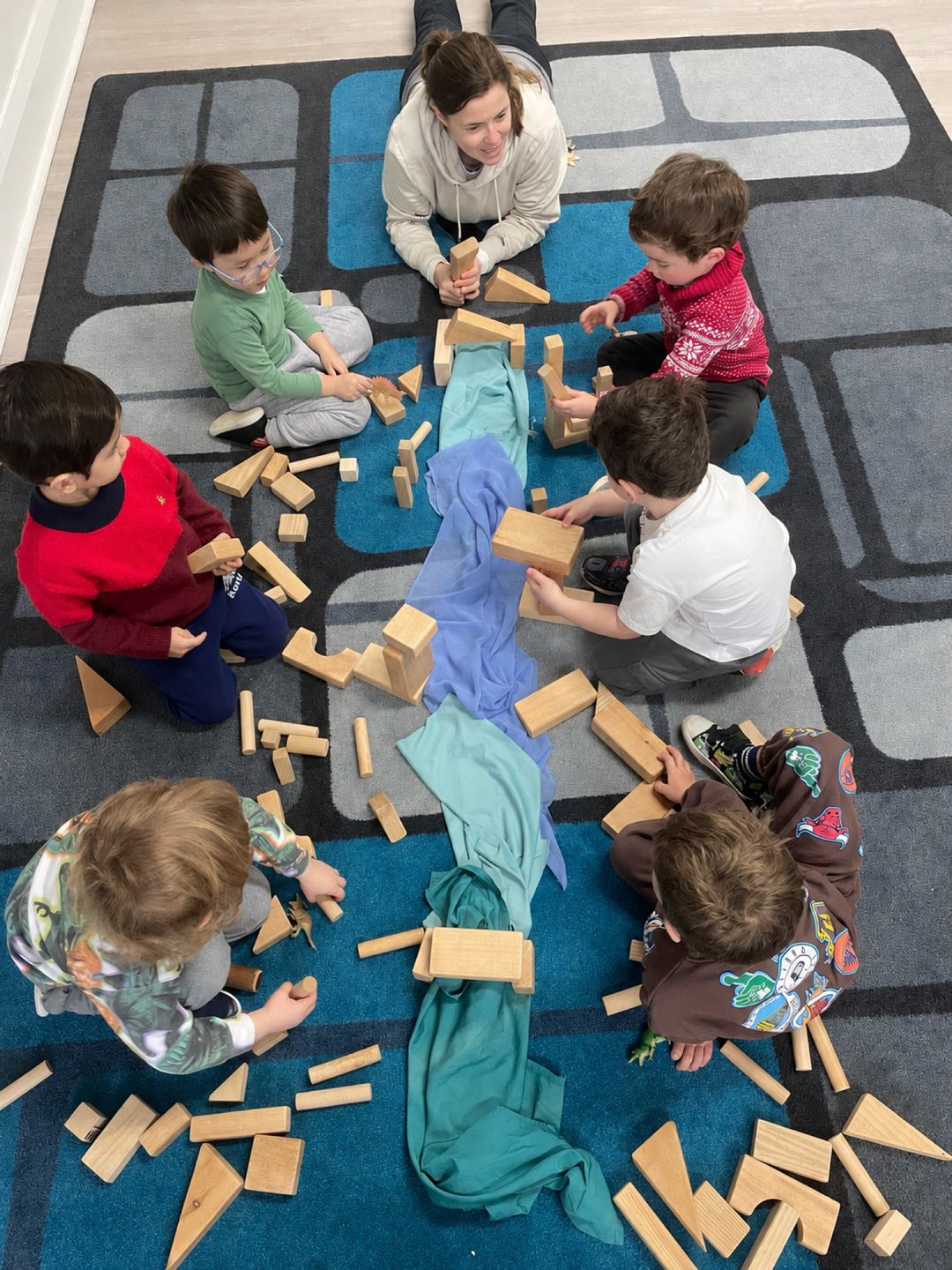 Children building with blocks