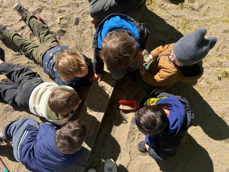 Children digging in the sandbox
