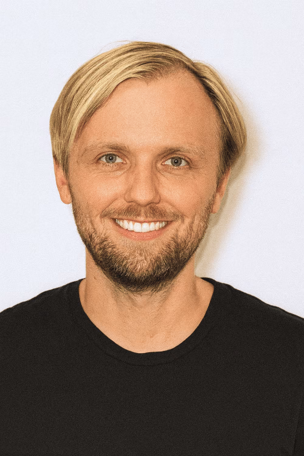 Portrait of Erik Ohlsson. CEO of Jubel.