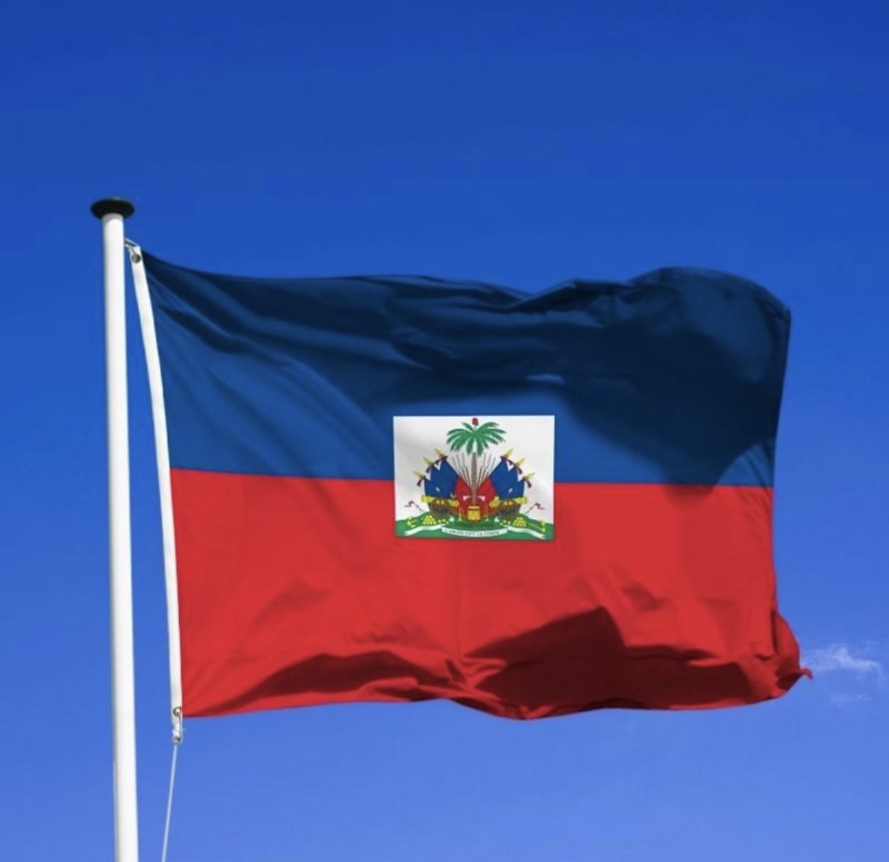 Le drapeau bicolore haïtien