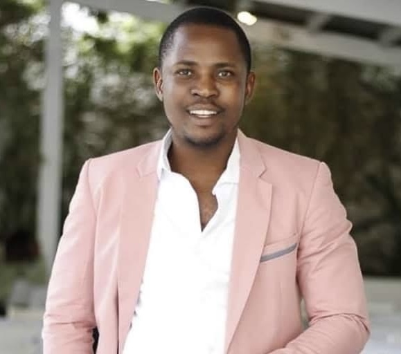 Le prophète Mackenson, candidat du FCN au Sénat pour l'Ouest