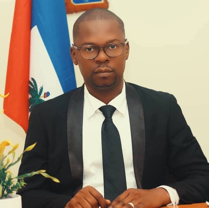 Intervenant du reportage du Journal La Maison sur les pièces d'identité en Haïti