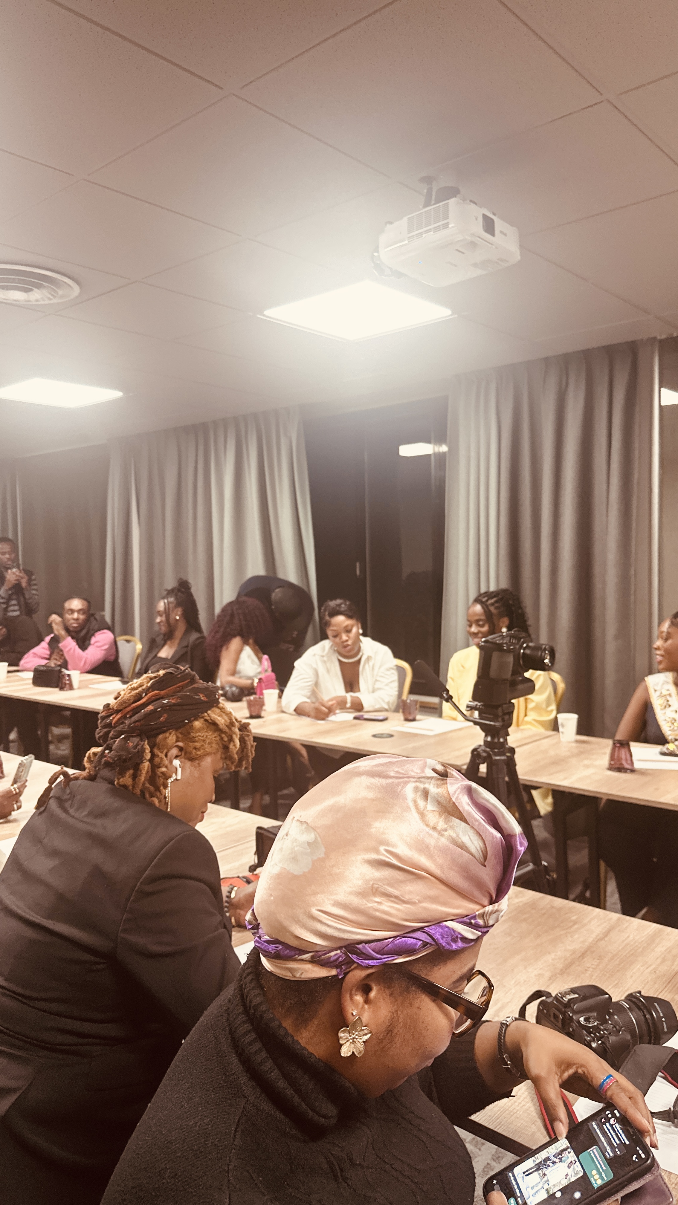 Anie Alerte lors de la conférence de presse avant le concert ZILE à Nanterre