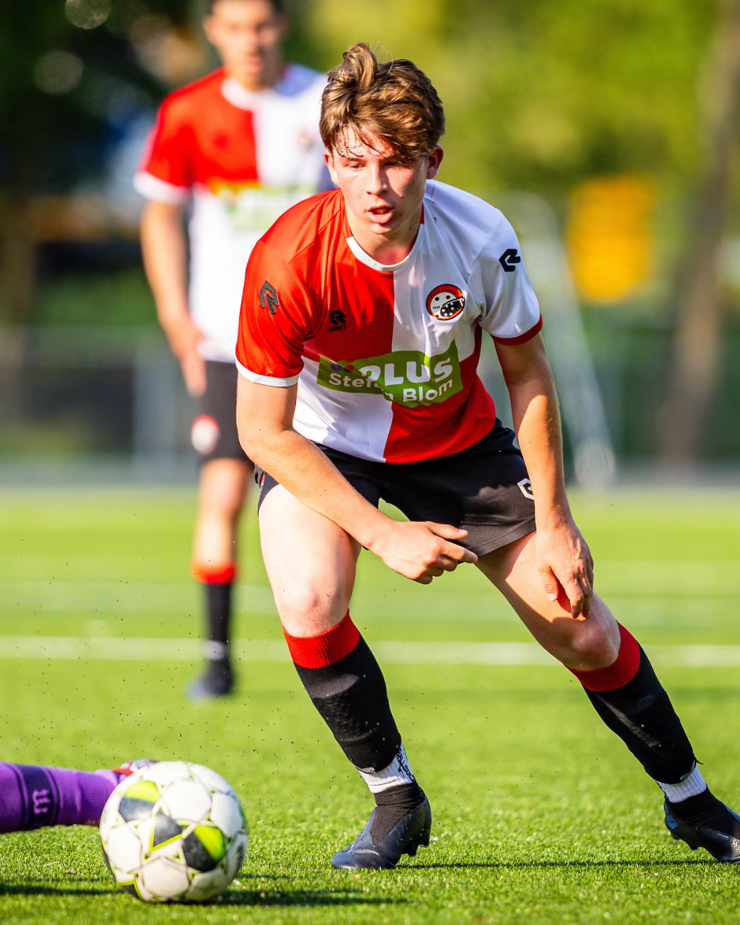 Ties Leune playing soccer for PVCV